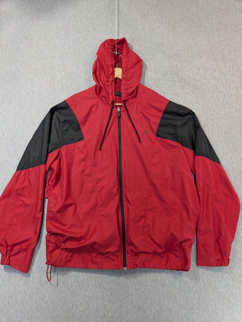 Nike Air Jordan Lightweight Windbreaker Jacket Men's XL Red Black